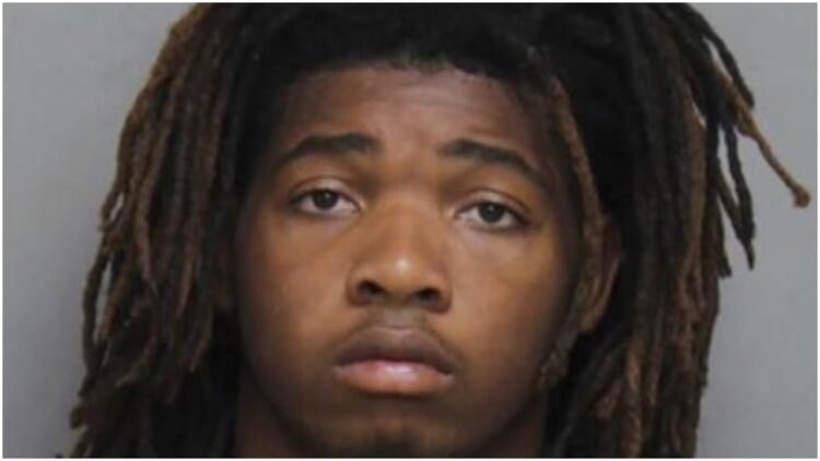 Isimemen Etute Virginia Tech football recruit beat Tinder date man