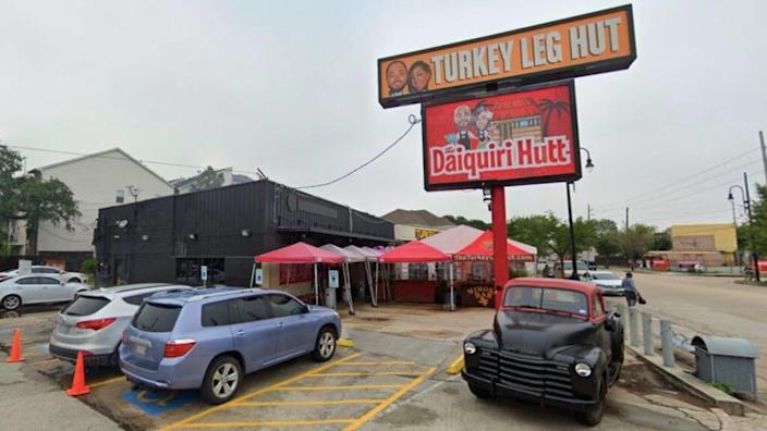 Turkey Leg Hut, Houston, dress code, anti-Blackness