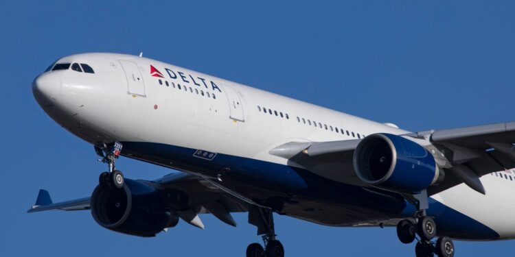 Delta, unruly, passengers, no-fly, nationwide