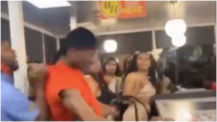 Waffle House Atlanta fight Twitter