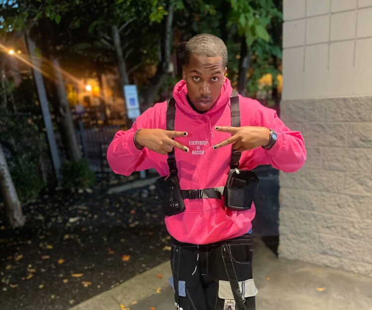 video, black, comedian, falsely, accused, of, breaking, into, cars, at, nashville, apartment, complex