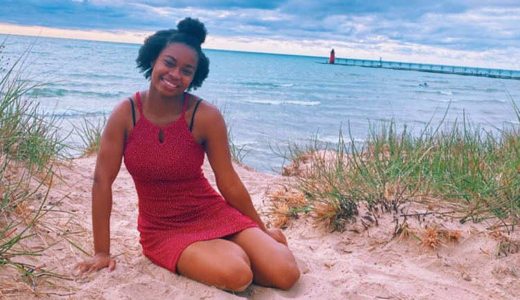 Taleah Lowe, Shirley McCurty, Drowned, Lake Michigan, Grandmother, Granddaughter