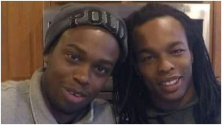 Ronell Stephenson Roja-John Stephenson Ecuador