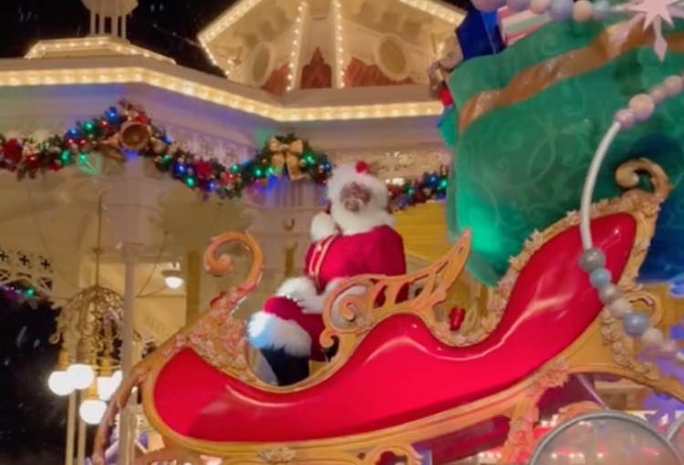 Black, Santa Claus, Disney, Adds, Christmas, Parks