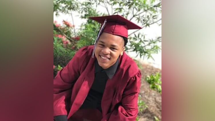 Mississippi, Officer, Laquandia Cooley, Responds, Shooting, Son, Charles Stewart Jr, Dead, Hazlehurst, Police, Department, Mississippi Bureau of Investigation.