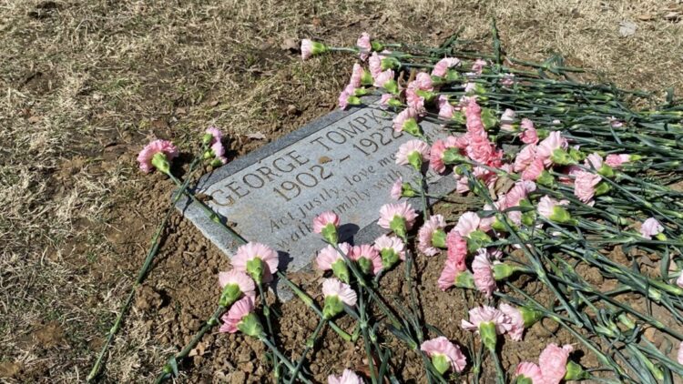 Black Man George Tompkins' grave death murder Indiana Indianapolis park tree century