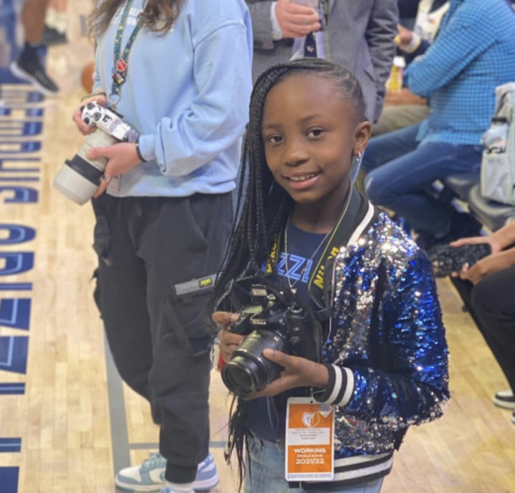 Eight years old Elle Watson photographer Memphis Grizzlies NBA basketball game