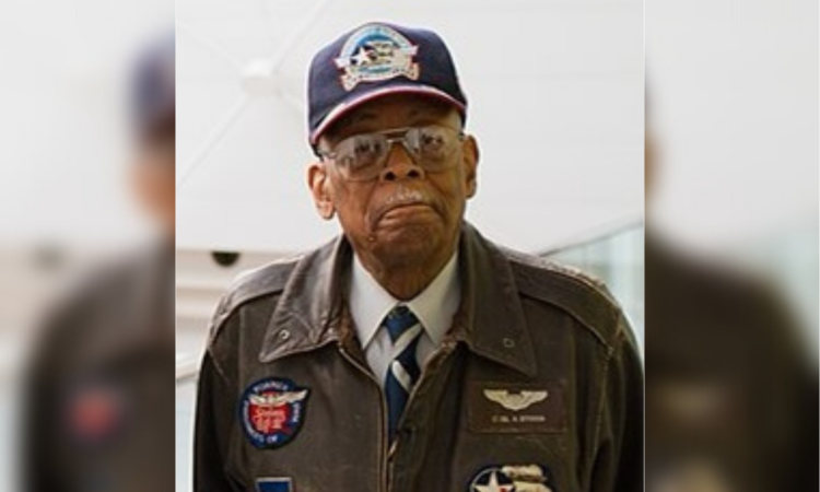 Tuskegee, Airmen, pilot, The Red Tails, Alexander, Jefferson, war, prisoner,