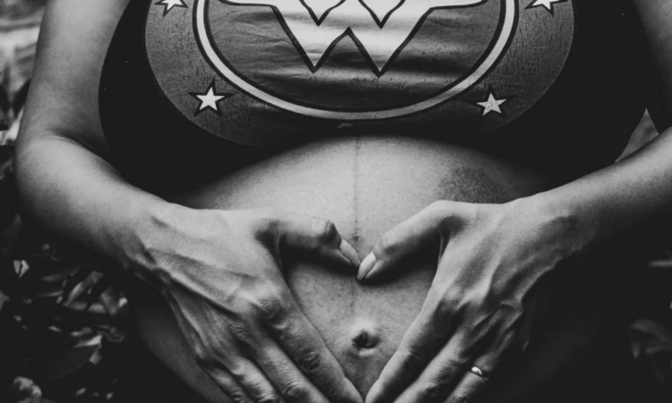 Black, woman, hospital, Tonisha, Jones, Super mom, mother, birth,