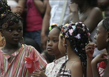 Afro-Colombians celebrating beauty Black hair annual braiding contest "Tejiendo Esperanzas" Weaving Hopes