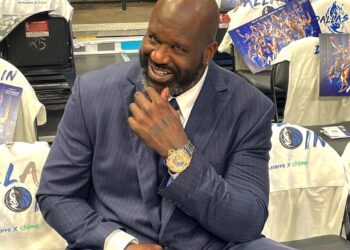 NBA legend Shaq Aunty Anne's Pretzels franchises Black people pretzels reason