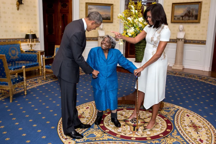 DC woman sharecroppers daughter the Obamas Virginia McLaurin 113.