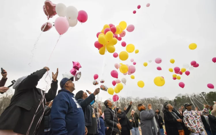 family slain Black woman killed during Mexico trip Shanquella Robinson honored her what would’ve been 26th birthday