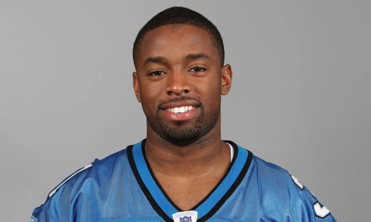 Lions, Detroit, Wilson, Stanley, 40, collapsed, died, report