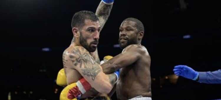 FLA Live Arena, referee, Kenny Bayless, fight, ring, John Gotti Jr., Floyd Mayweather Jr.